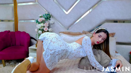 AnnieArias AnnieArias